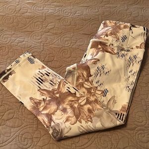 Calia Floral Capri Leggings